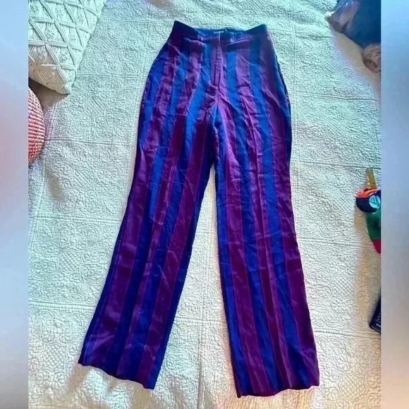 Pants - Express Bold Striped size 4 High-Waisted Maroon Navy Blue Wide-Leg woman’s Pants